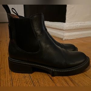 Authentic Coach Chelsea boots size 8